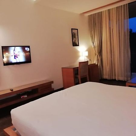 The Kudos Mountain Hotel And Resort Кодайканал Экстерьер фото